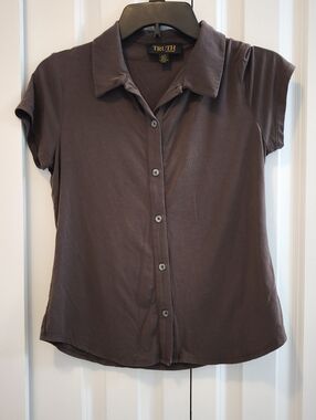 Truth by Republic Brown Button Front Blouse Small Lyocell Stretch Short Sleeve